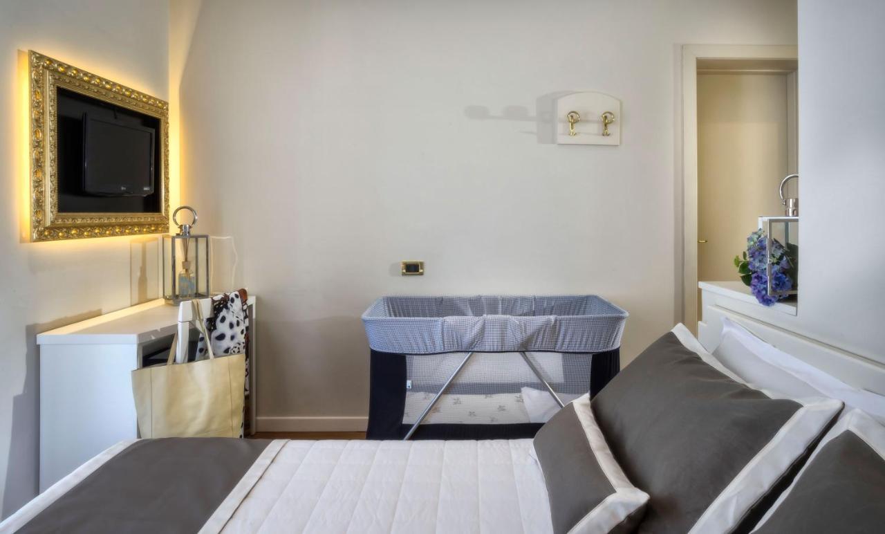 Novecento Suite Hotel Riccione Exterior foto
