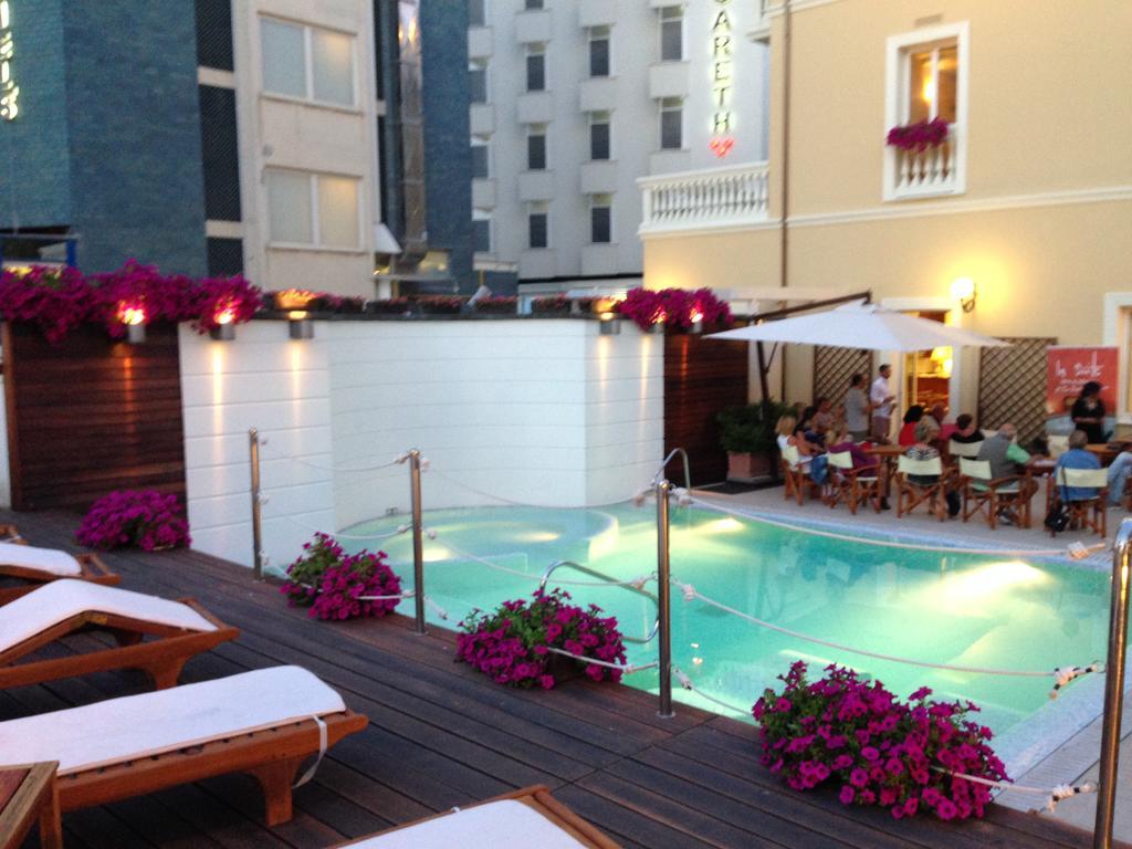 Novecento Suite Hotel Riccione Exterior foto